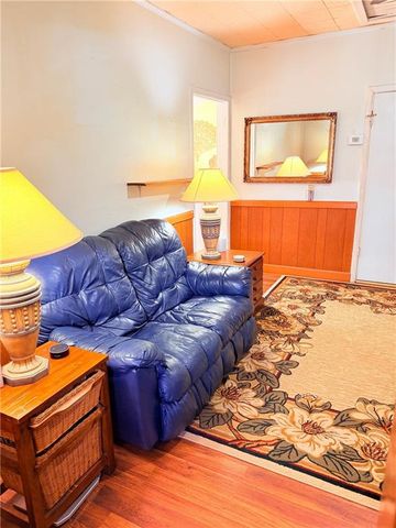 131 E Killian Street, Canton, GA 30114