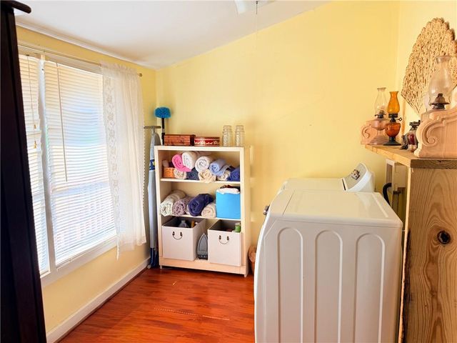 131 E Killian Street, Canton, GA 30114