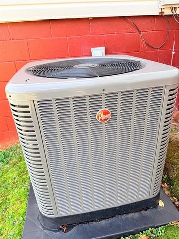 131 E Killian Street, Canton, GA 30114