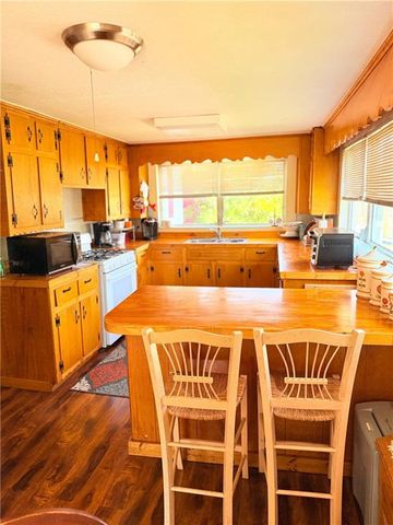 131 E Killian Street, Canton, GA 30114