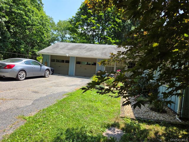 342 Coldenham Road, Walden, NY 12586