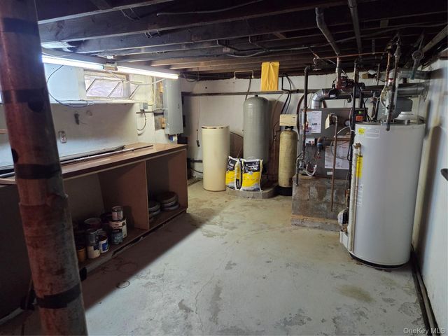 342 Coldenham Road, Walden, NY 12586