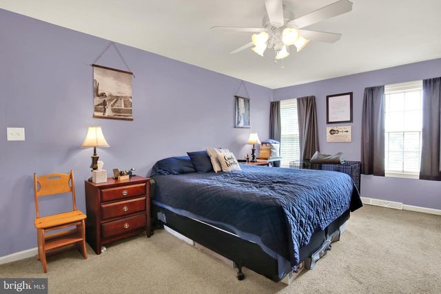 42 TOWER DR, Elizabethtown, PA 17022