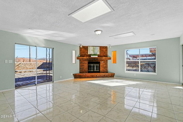 8804 MOUNT DELANO Drive, El Paso, TX 79904