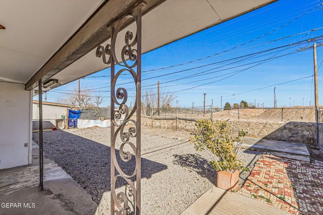 8804 MOUNT DELANO Drive, El Paso, TX 79904