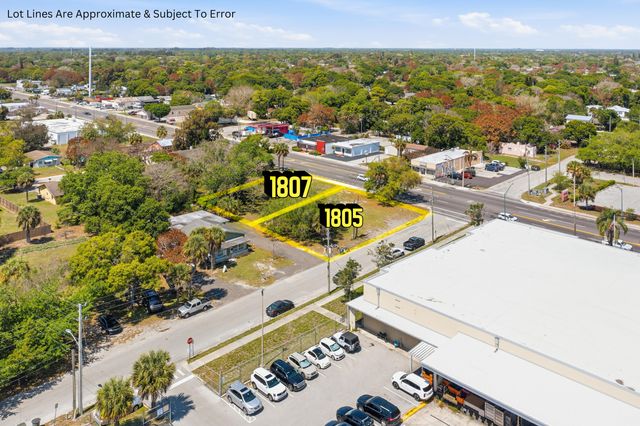 1805 Orange Avenue, Fort Pierce, FL 34950