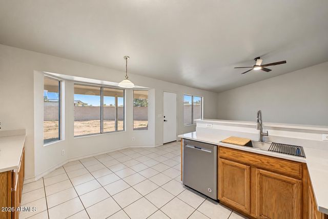 8024 E DOVER Street, Mesa, AZ 85207