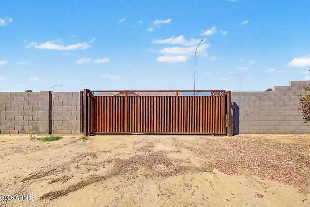 8024 E DOVER Street, Mesa, AZ 85207