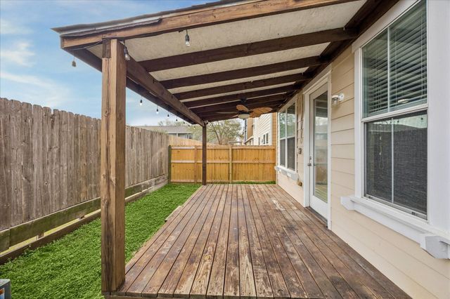 3513 Topango Drive, Pasadena, TX 77504