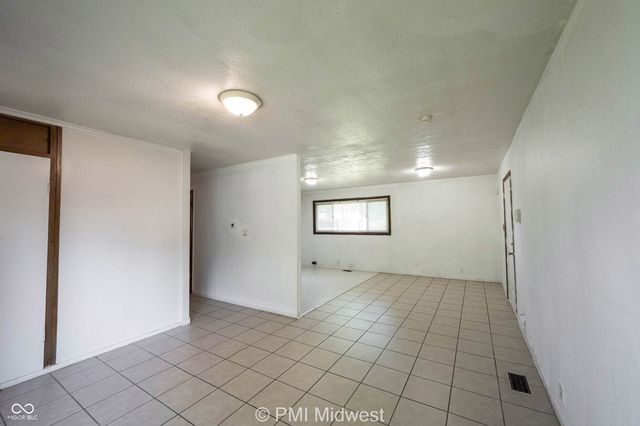 8124 E 37th Street, Indianapolis, IN 46226
