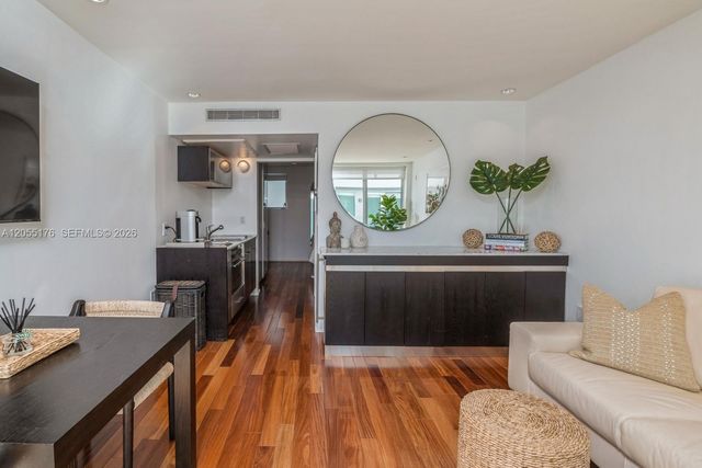 1601 W Ave 208 208, Miami Beach, FL 33139