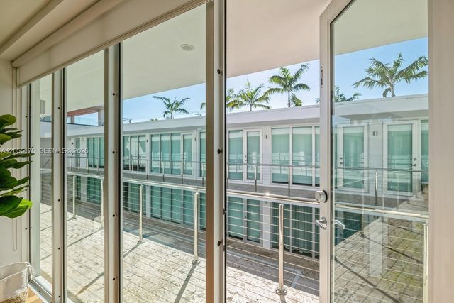 1601 W Ave 208 208, Miami Beach, FL 33139
