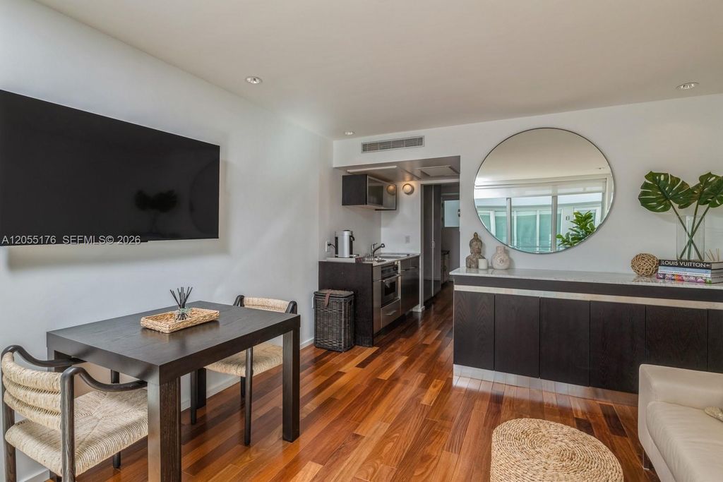 1601 W Ave 208 208, Miami Beach, FL 33139