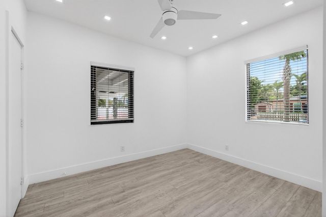 517 NW 1st Street, Delray Beach, FL 33444