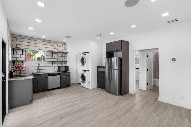 517 NW 1st Street, Delray Beach, FL 33444