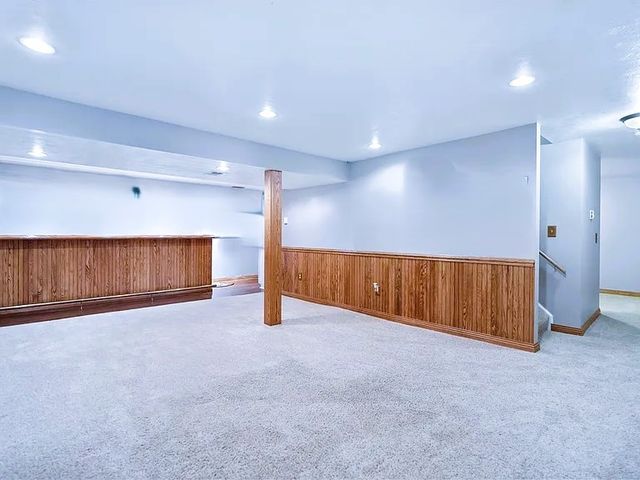 401 Lexington Dr, Southwest Greensburg Boro, PA 15601