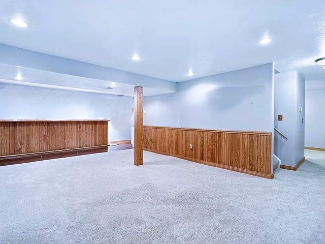 401 Lexington Dr, Southwest Greensburg Boro, PA 15601