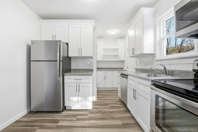 7 Jane Street, Hartsdale, NY 10530