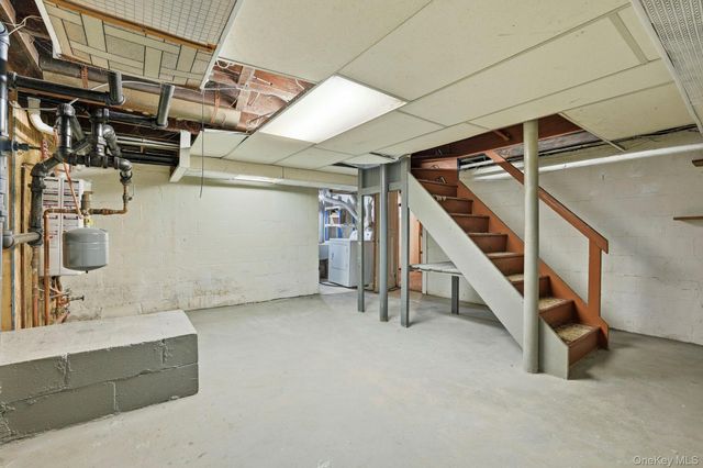 7 Jane Street, Hartsdale, NY 10530