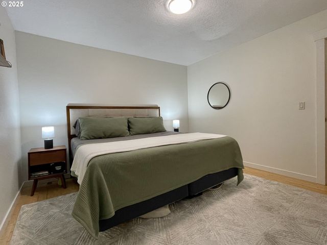 28740 Sw PARKWAY Ave D4, Wilsonville, OR 97070