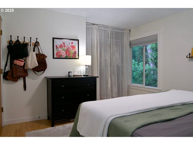 28740 Sw PARKWAY Ave D4, Wilsonville, OR 97070