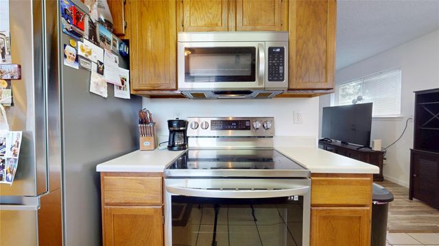 3902 Victoria Avenue, Dickinson, TX 77539