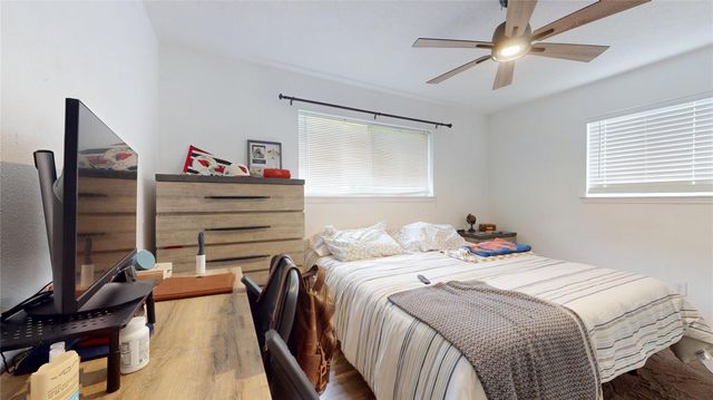 3902 Victoria Avenue, Dickinson, TX 77539