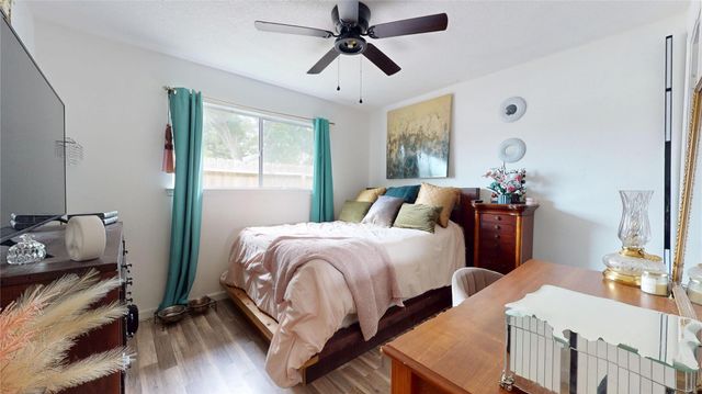 3902 Victoria Avenue, Dickinson, TX 77539