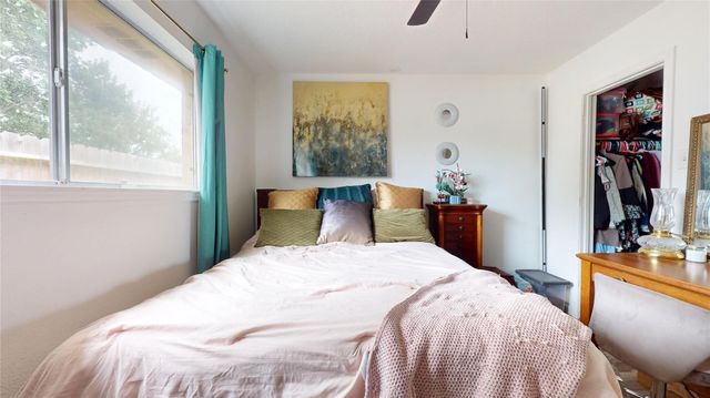 3902 Victoria Avenue, Dickinson, TX 77539