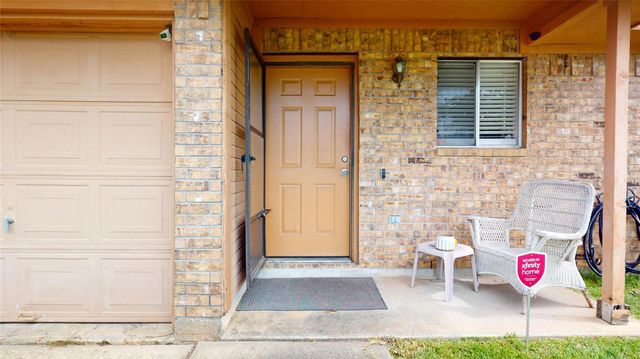 3902 Victoria Avenue, Dickinson, TX 77539