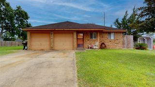 3902 Victoria Avenue, Dickinson, TX 77539