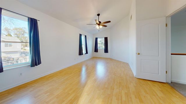 4622 W Griffith Way, Fresno, CA 93722