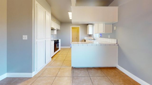 4622 W Griffith Way, Fresno, CA 93722