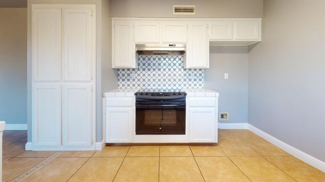 4622 W Griffith Way, Fresno, CA 93722