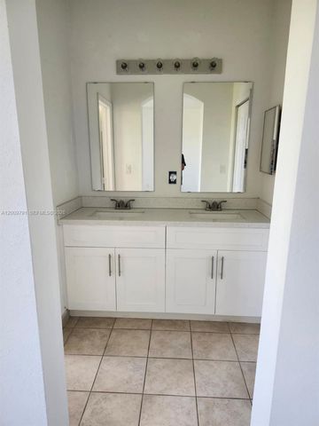 11425 NW 76th Terrace 0, Doral, FL 33178