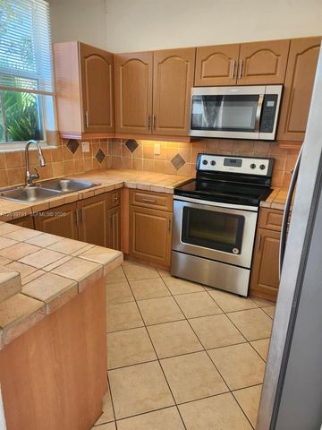 11425 NW 76th Terrace 0, Doral, FL 33178