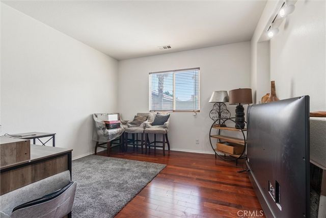 43354 Sunny Ln, Lancaster, CA 93536