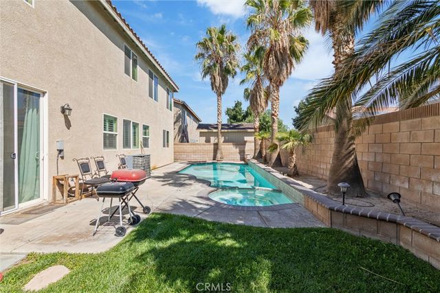 43354 Sunny Ln, Lancaster, CA 93536