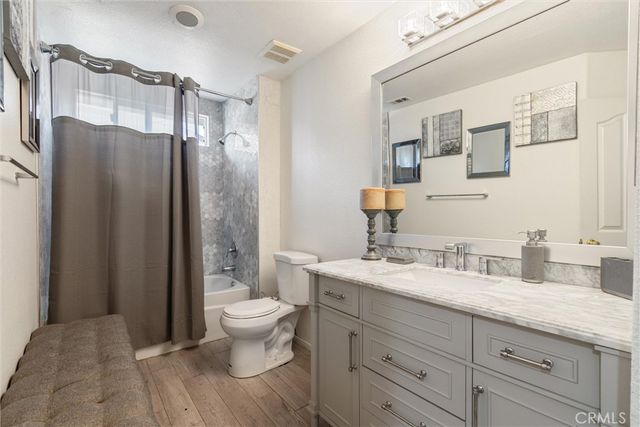 43354 Sunny Ln, Lancaster, CA 93536