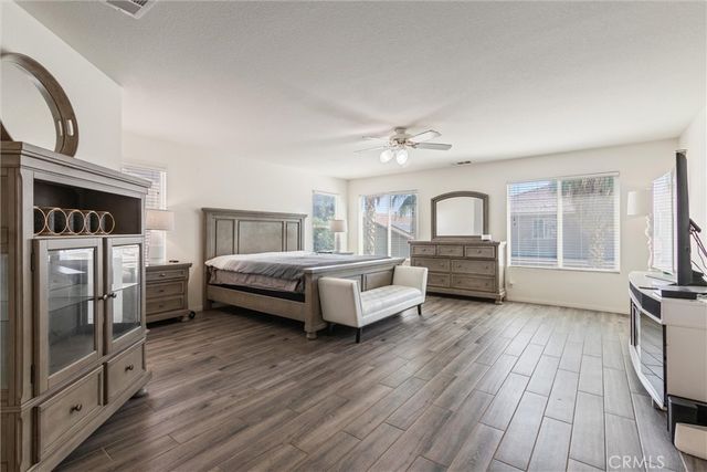 43354 Sunny Ln, Lancaster, CA 93536