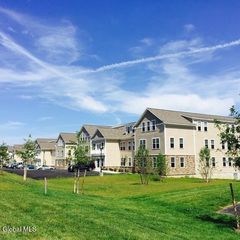 6 Alice Wagner Way 16, Niskayuna, NY 12309