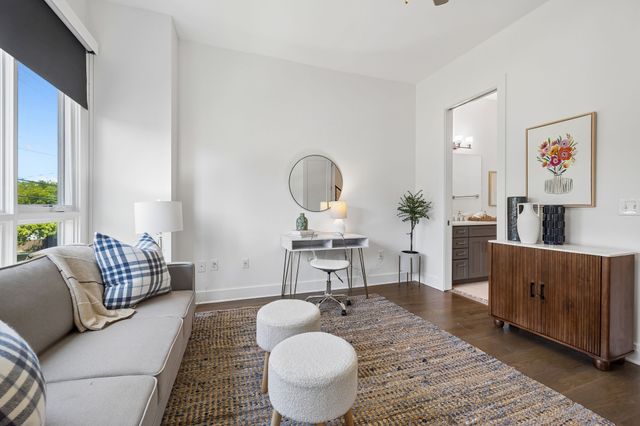 719 Bradford Ave, Nashville, TN 37204