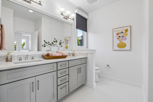 719 Bradford Ave, Nashville, TN 37204