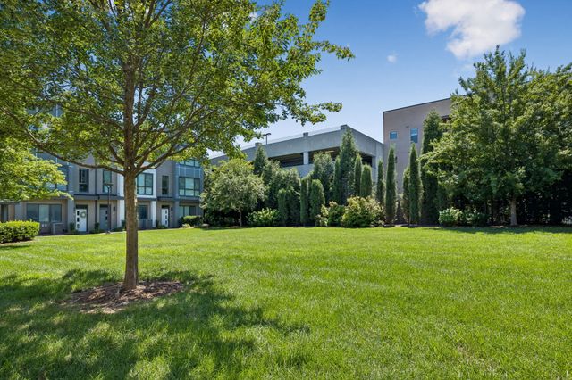 719 Bradford Ave, Nashville, TN 37204