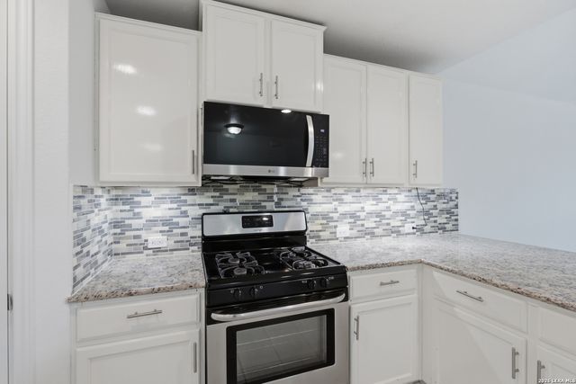 14012 Shivers Cv, San Antonio, TX 78254