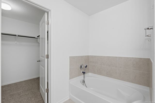 14012 Shivers Cv, San Antonio, TX 78254