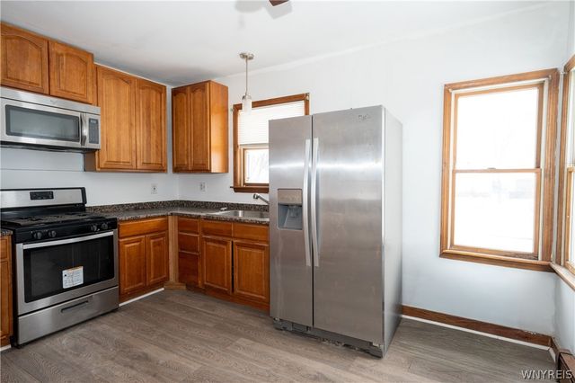 17 Harold Place, Lancaster, NY 14086