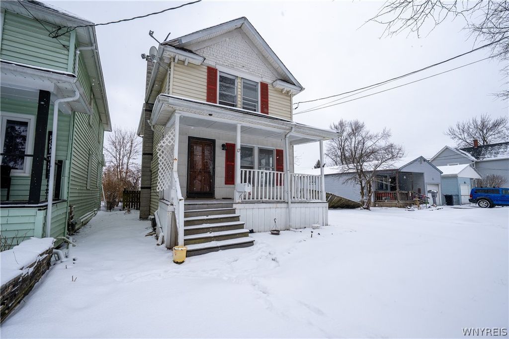 17 Harold Place, Lancaster, NY 14086