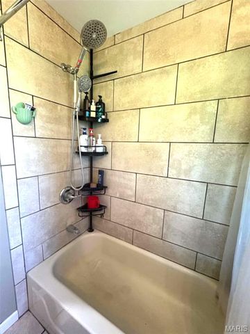 627 Pine Street, Hannibal, MO 63401