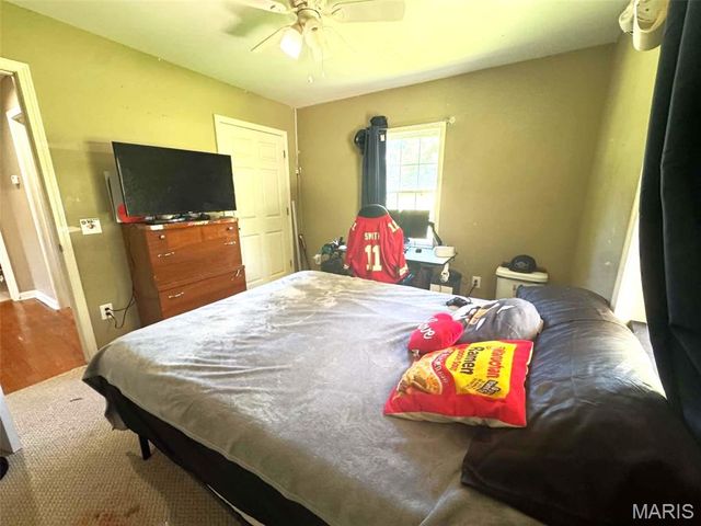 627 Pine Street, Hannibal, MO 63401
